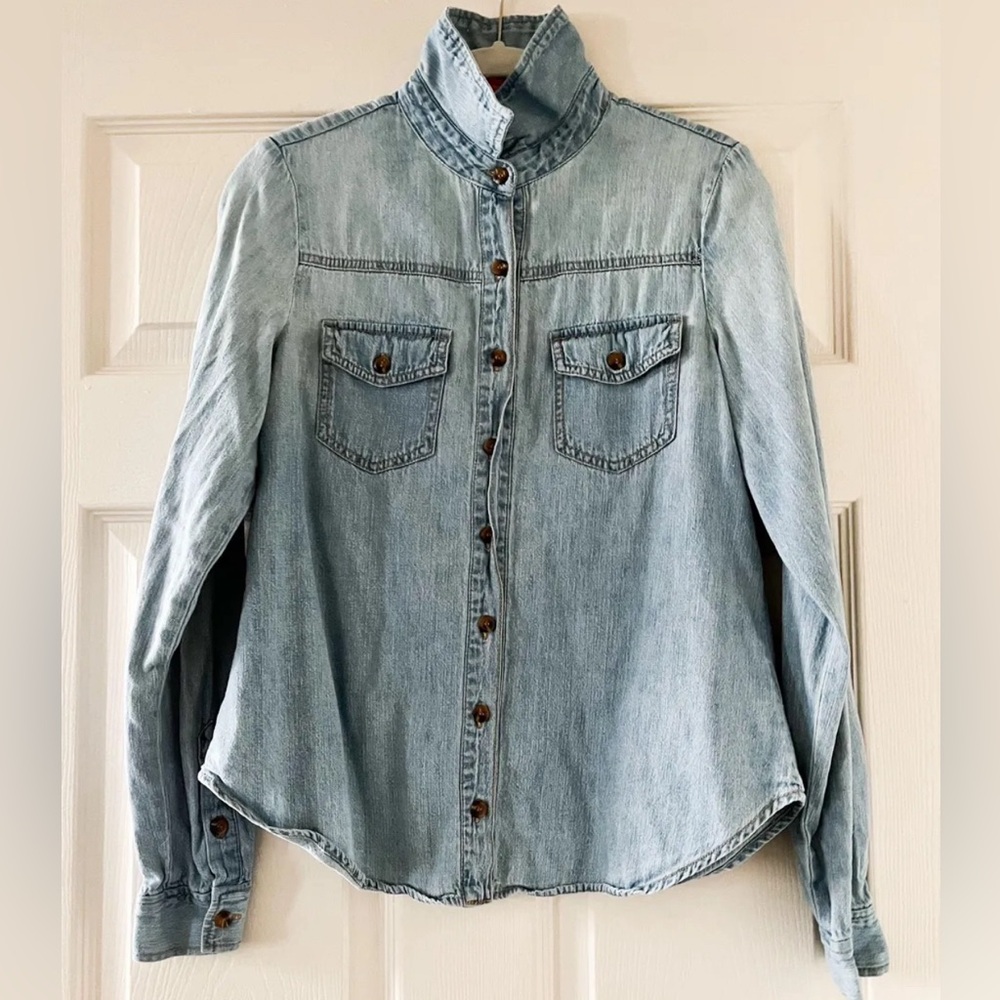 ⭐️5/$25⭐️ Collared Button Up Top